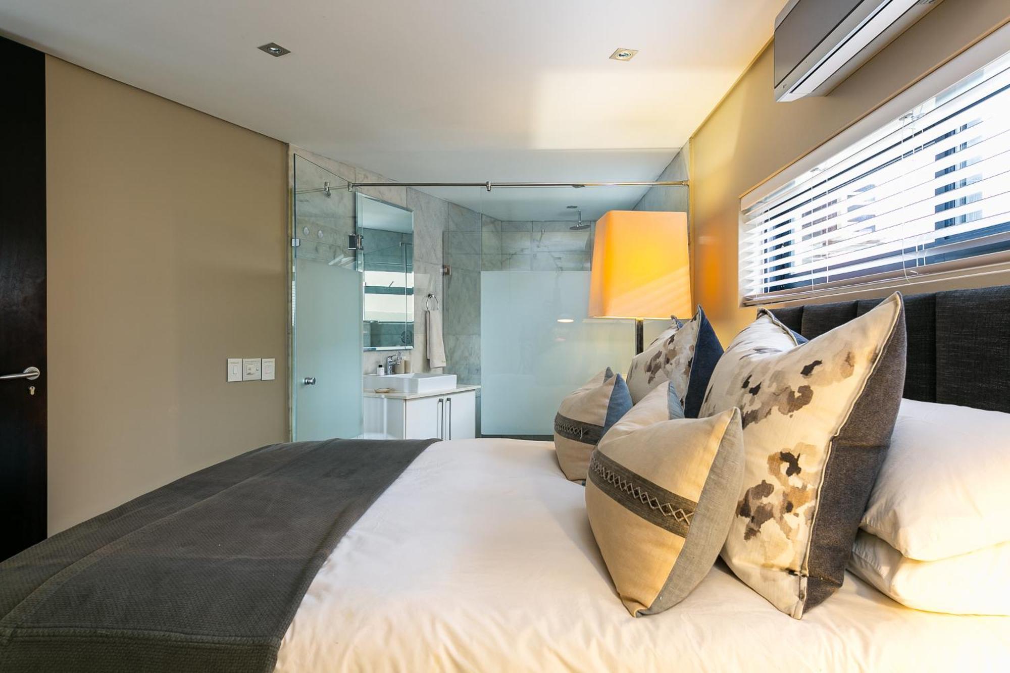 Lions Eye Luxury Apartments Кейптаун Номер фото